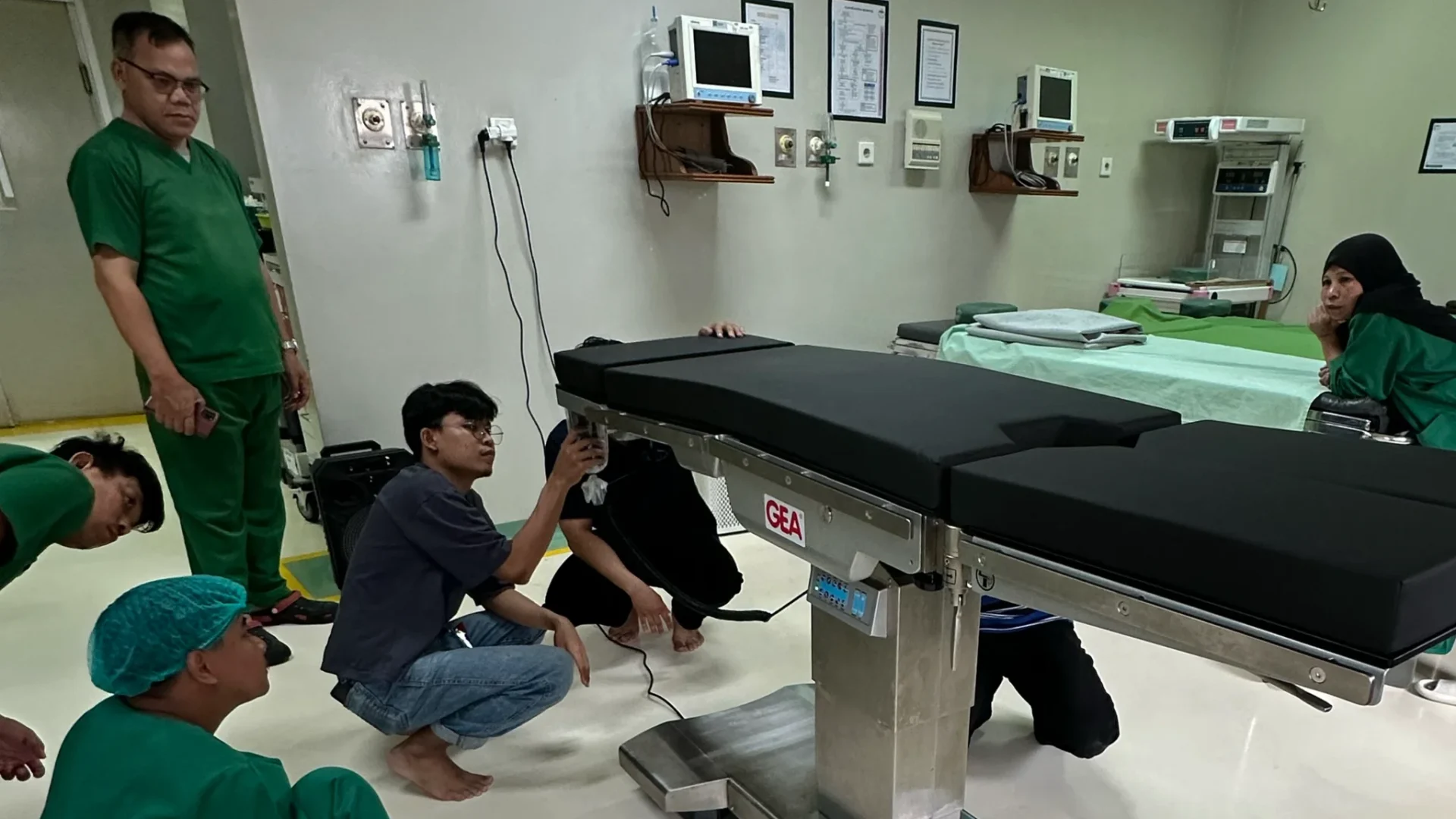 Meja Operasi GEA ET-700 (2)